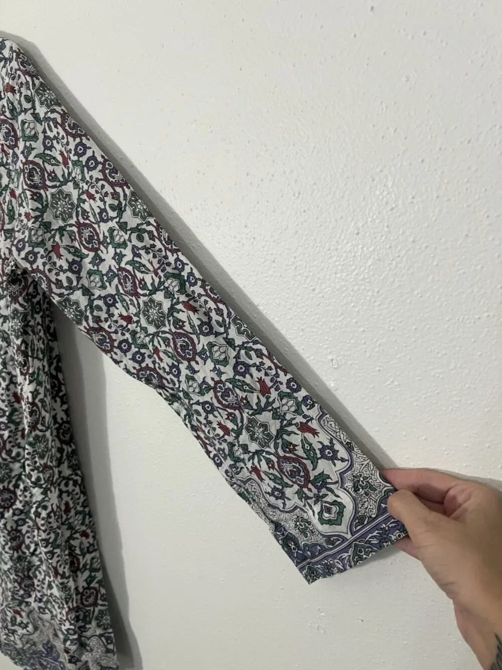 Julia Amory Cotton Husband PJ shirt Size Medium Colorful Floral